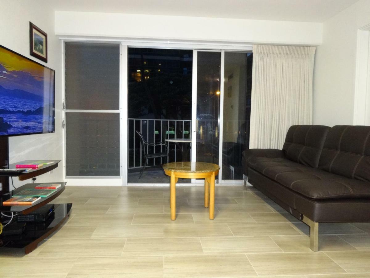 شقة هونولولو  في Waikiki 2Br King/King Beds Newly Renovated المظهر الخارجي الصورة